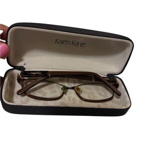 Karen Kane brown and tan eye Glasses can use the frame for other lances